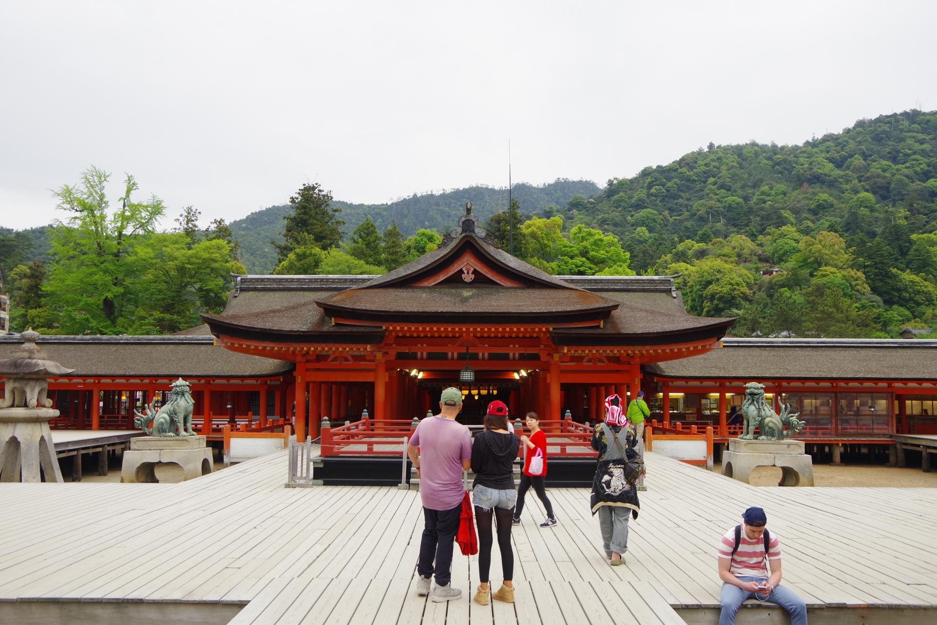 Miyajima island itsukushima
