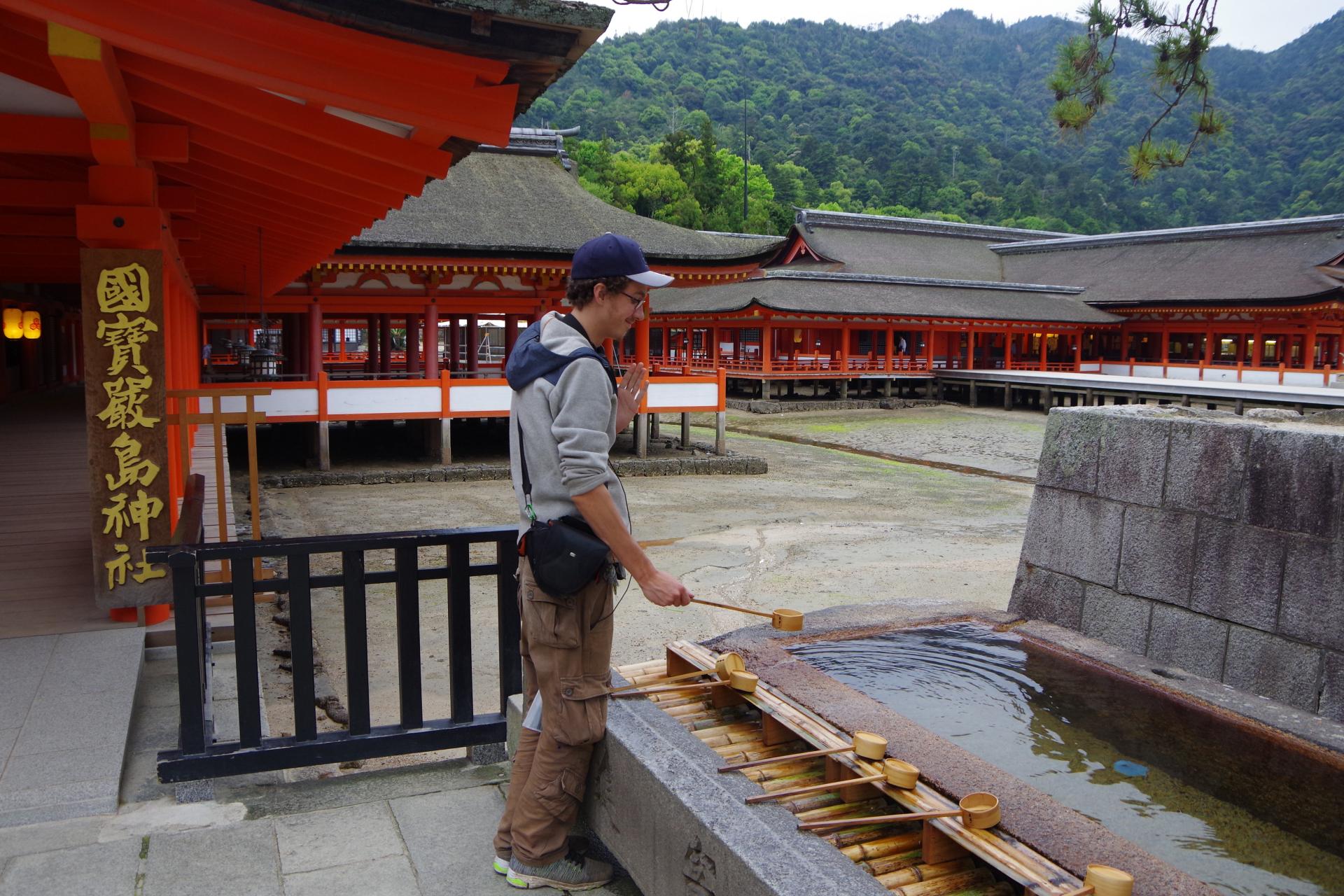 Miyajima island itsukushima