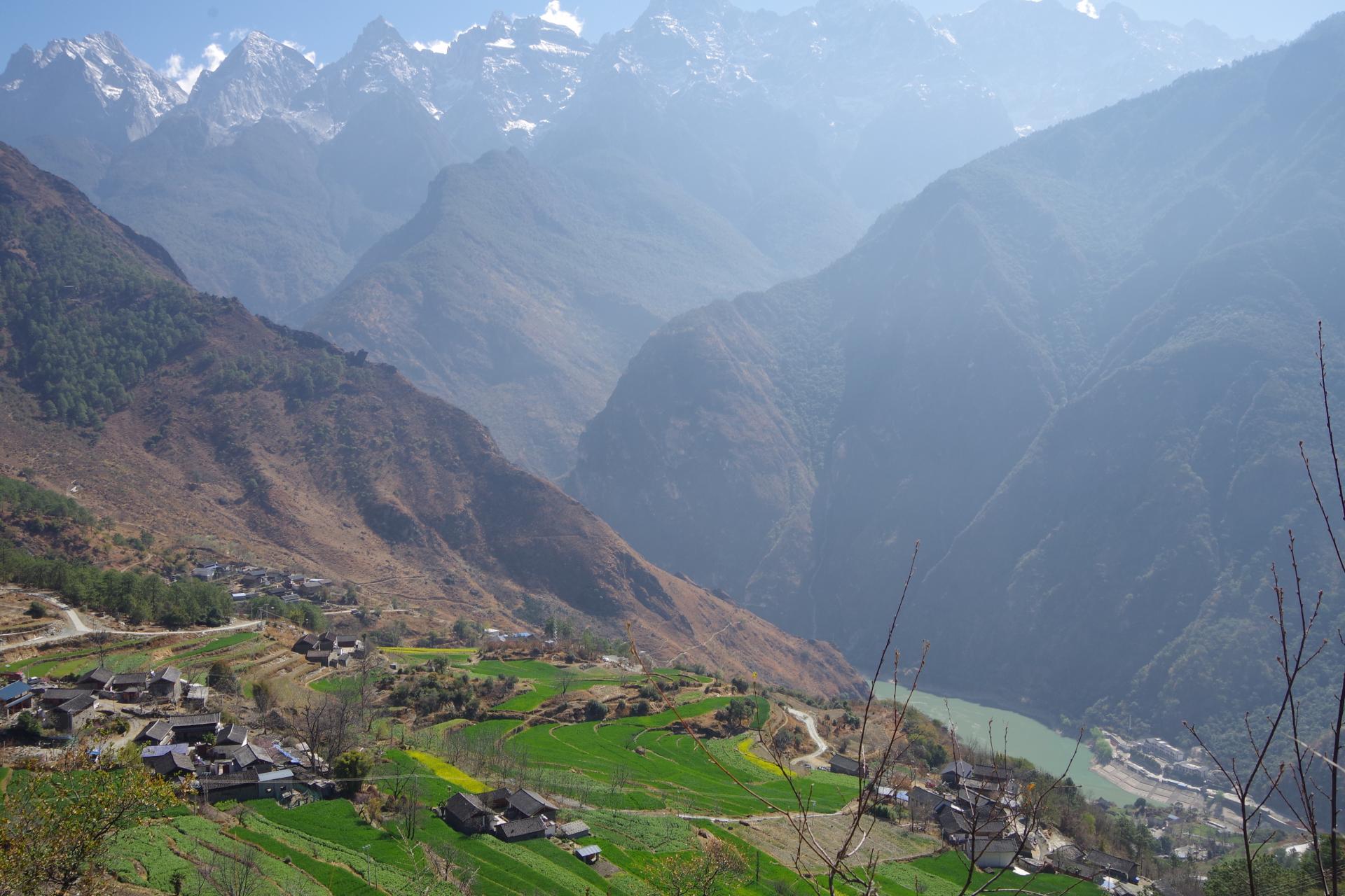 Tiger Leaping Gorges Naxi Guesthouse