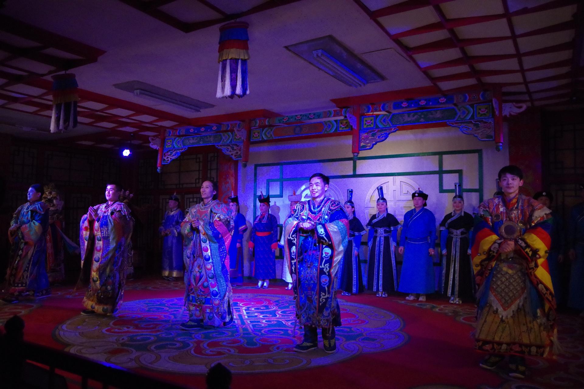Tumen Ekh Ensemble