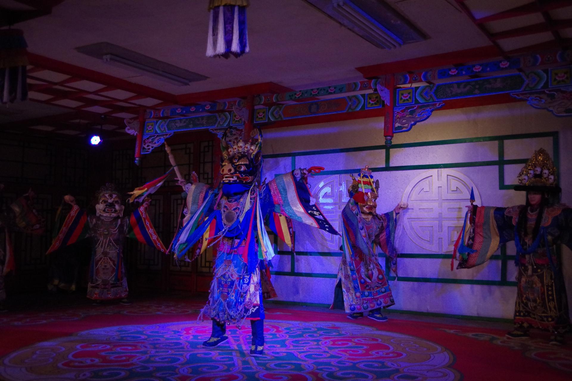 Tumen Ekh Ensemble